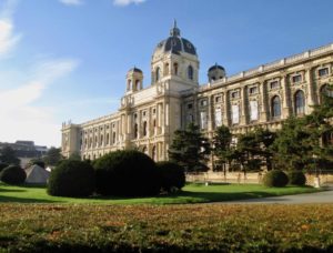 cosa vedere a vienna maria-theresien-platz