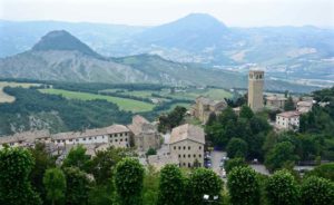 Borghi Emilia Romagna San Leo panorama