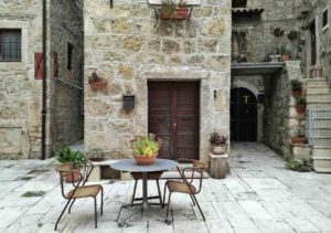 Borghi delle Marche Castel Trosino