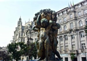 cosa vedere a porto praca da liberdade statua