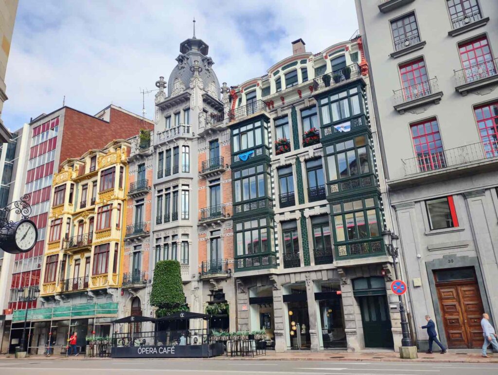 visitare oviedo asturie