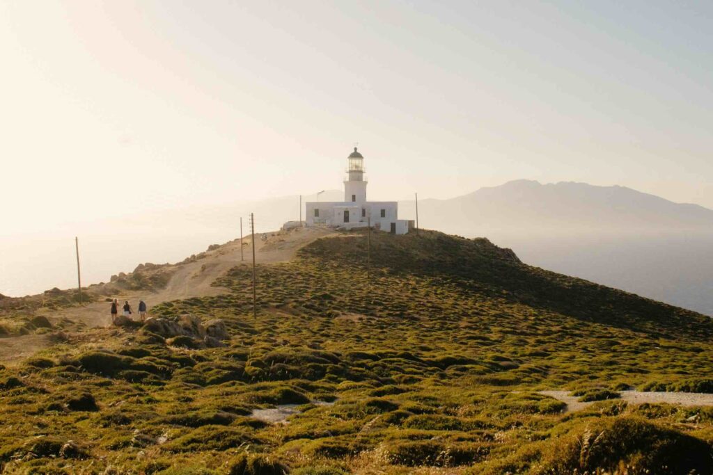cosa vedere a mykonos in una settimana: il faro di armenistis